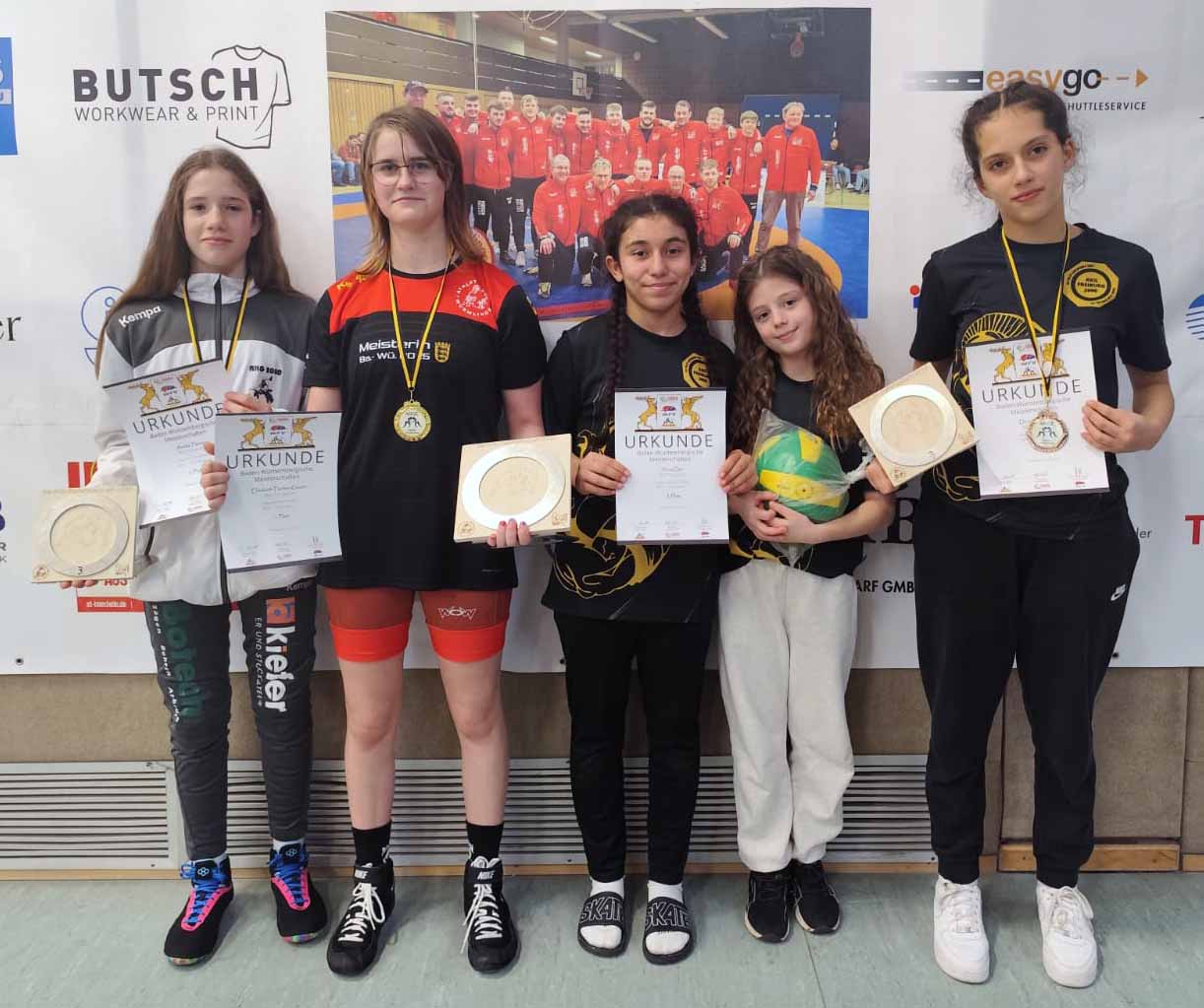 2025_01_25_RKG_Freiburg_2000_Baden_Württembergische_Meisterschaften_Elisabeth_Gold_Amelie_&_Denisa_Bronze_Sponsor_Hirsch_Bier_Wurmlingen