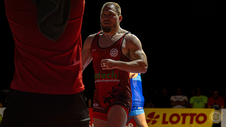 Kevin Henkel gegen Gregor Eigenbrodt